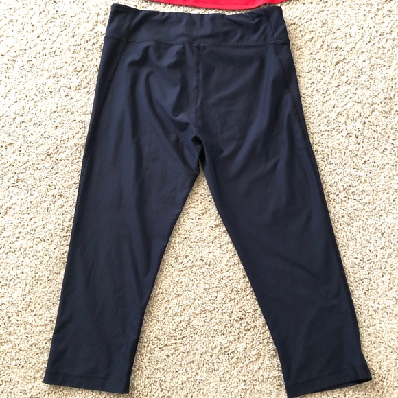 2 Piece Nike Dri-Fit Razor Back Athletic Tank Top & Under Armour black pants - Picture 8 of 9